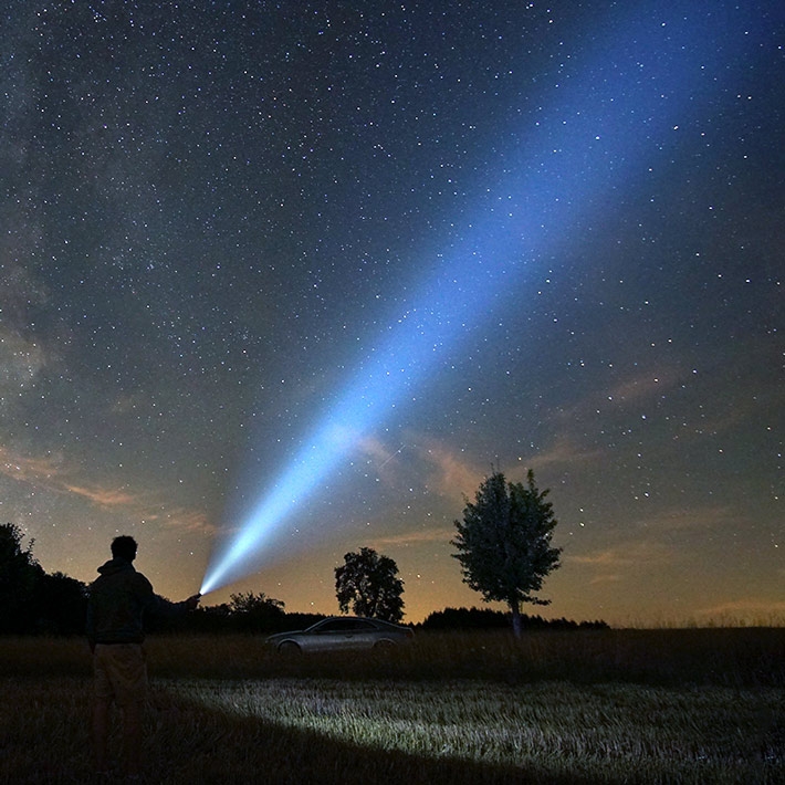 светодиодный фонарь Fenix E28R V2.0